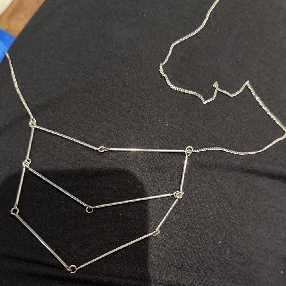 AEA Geometric Bar Long Necklace